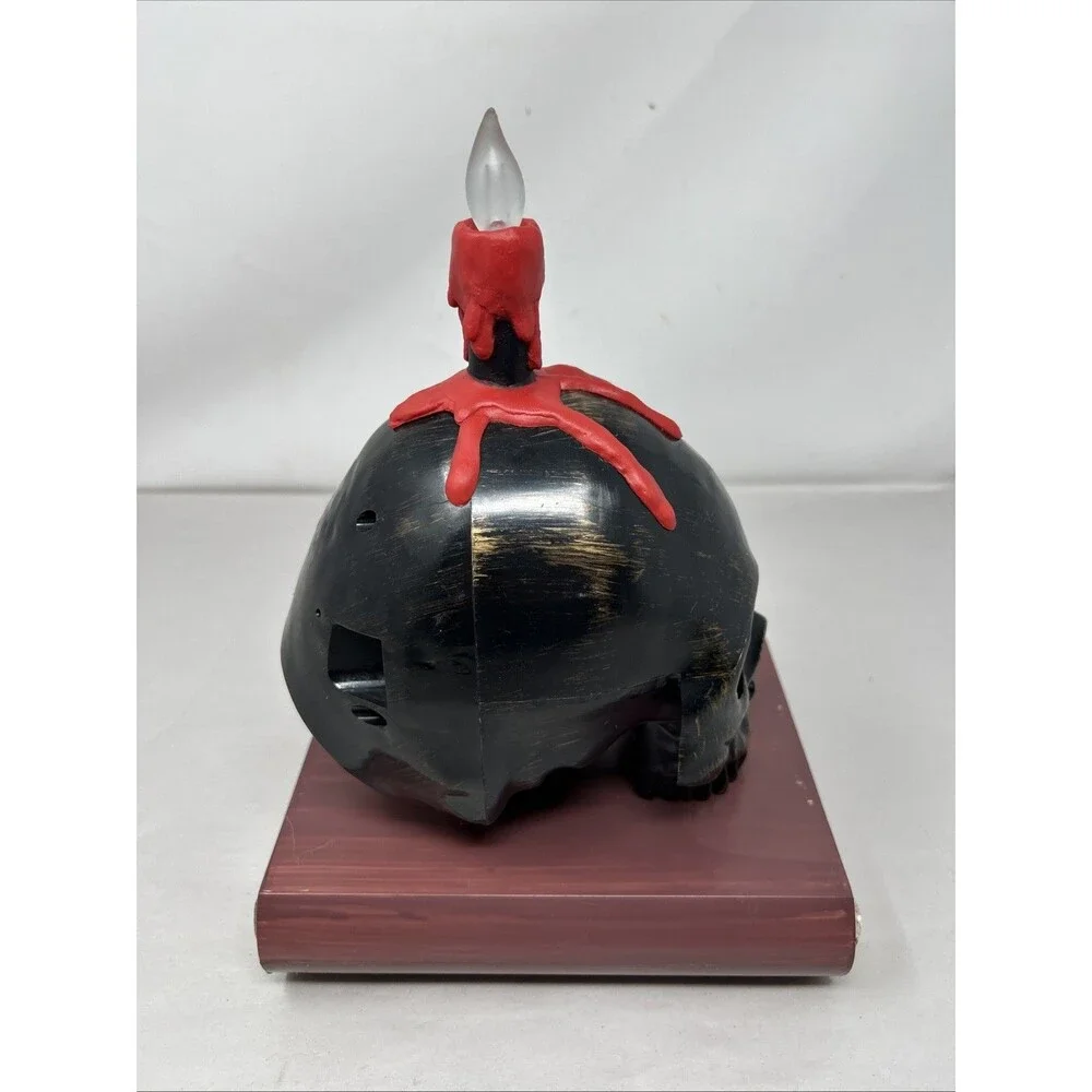 Vintage Gemmy Halloween Talking Skull Decoration Lights & Various Sounds